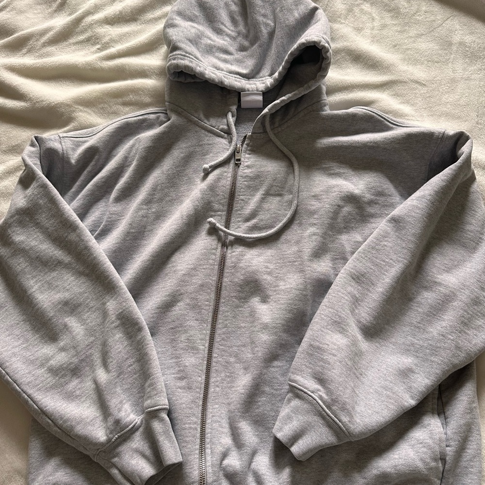 TNA zip-up